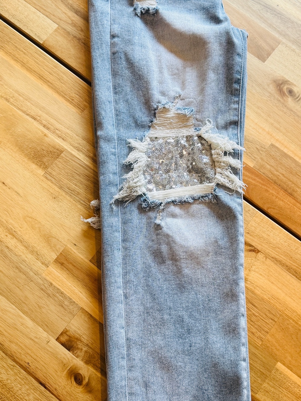 Light Blue Distressed Women's Jeans with Sequin Patch